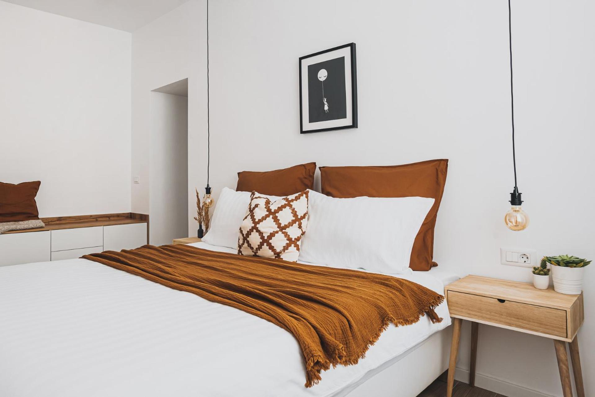 Voya Nordic Apartment-A Luxury Oasis In The Old Town Брашов Екстериор снимка